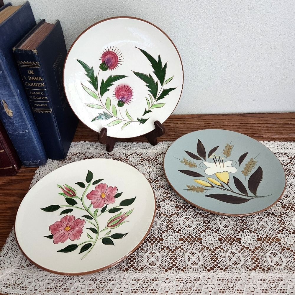 Vintage Stangl Potter Mis-Matched Flower Side Dishes